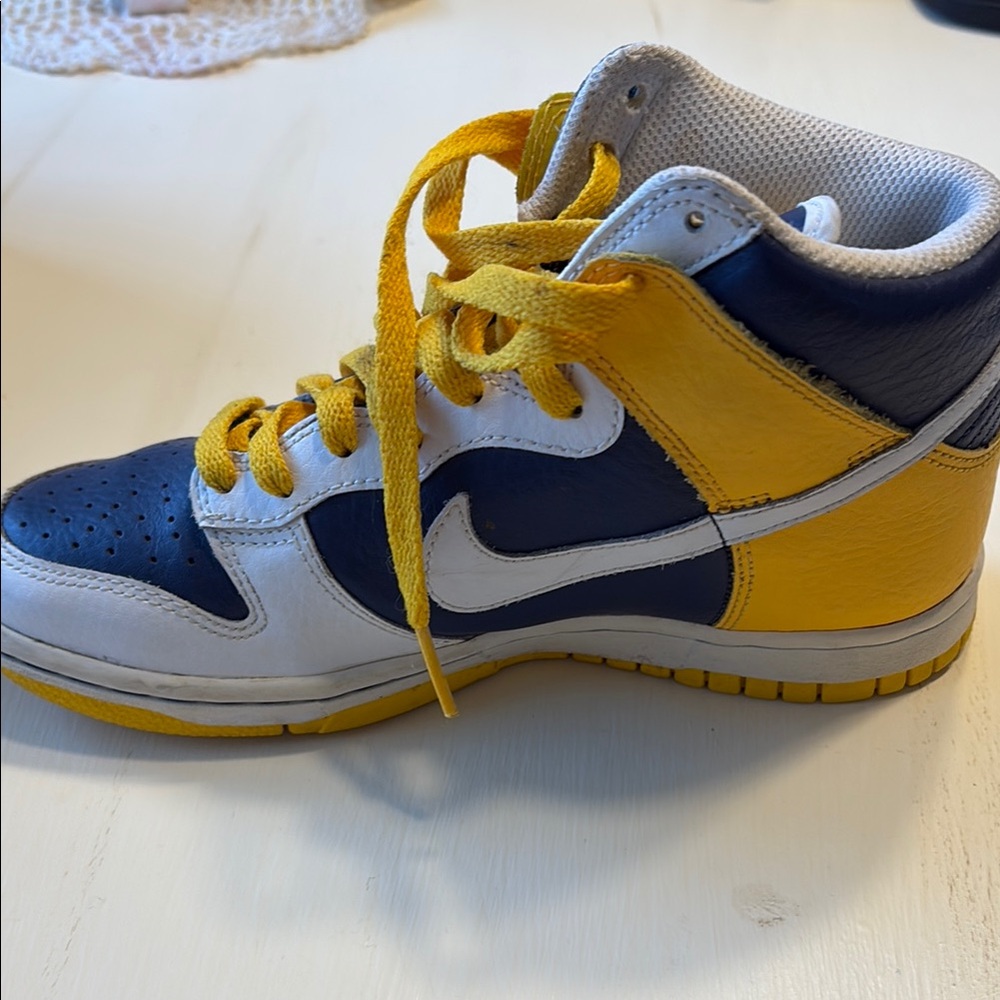 Kids High-Top Sneakers - Navy and Yellow